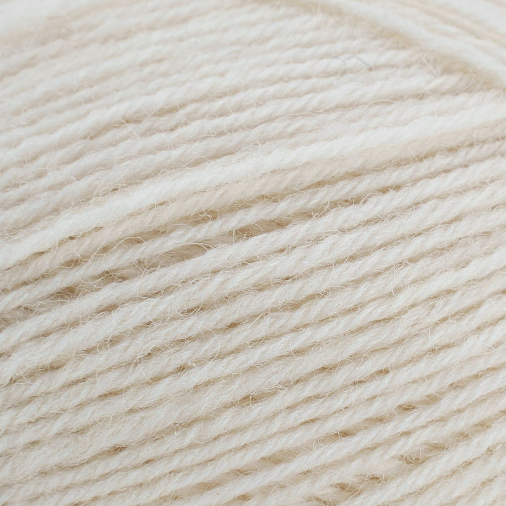 ElbSox Pier 4 | 100g Sockenwolle | 002 - Muschelweiß - Rebecca - Online.de