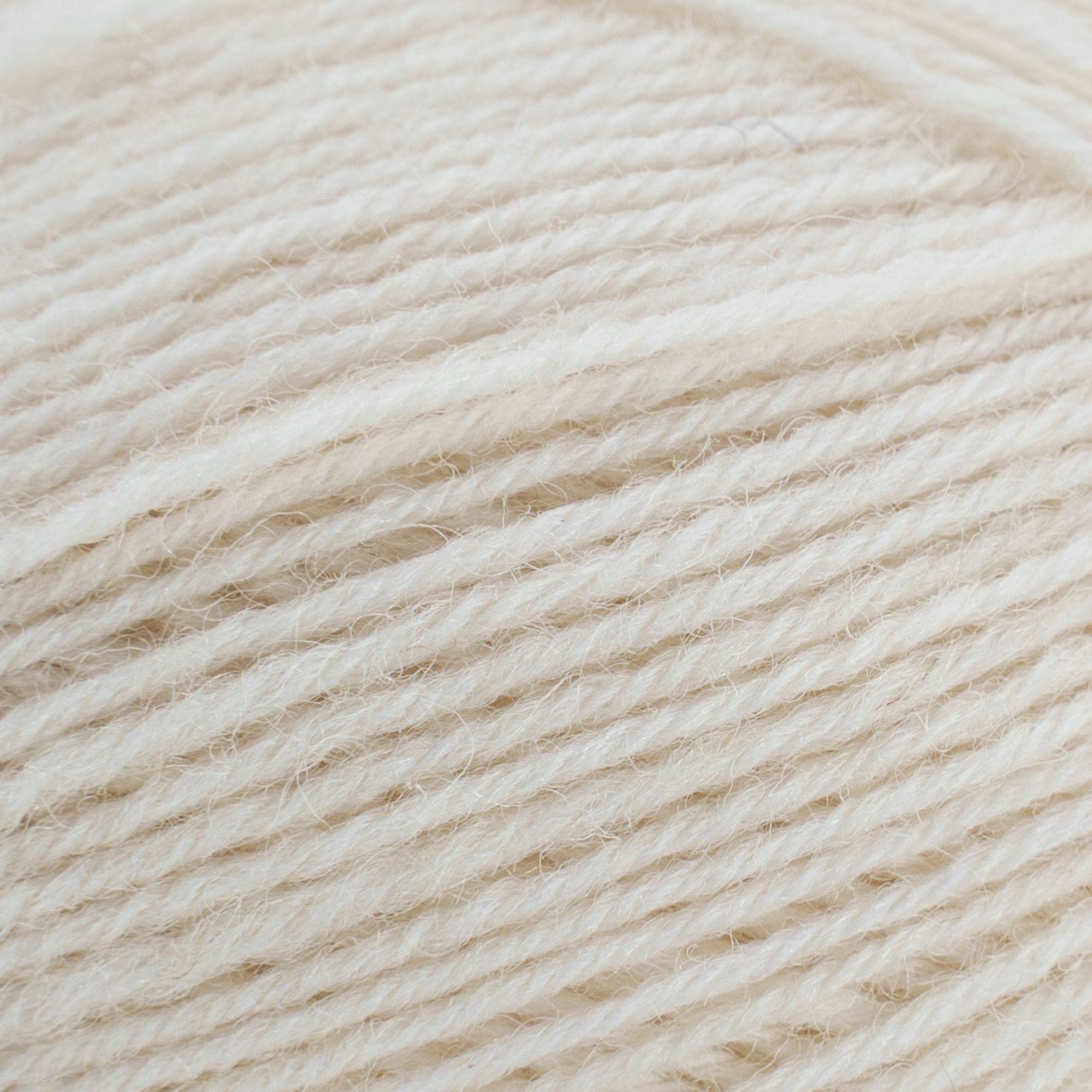 ElbSox Pier 4 | 100g Sockenwolle | 002 - Muschelweiß - Rebecca - Online.de