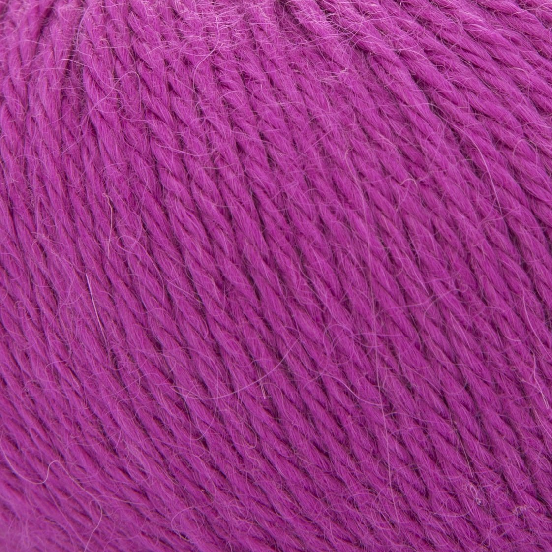 ggh Baby Alpaka Farbe | 100% Baby Alpaka Wolle | 100m/50g | 038 - Fuchsiarot - Rebecca - Online.de