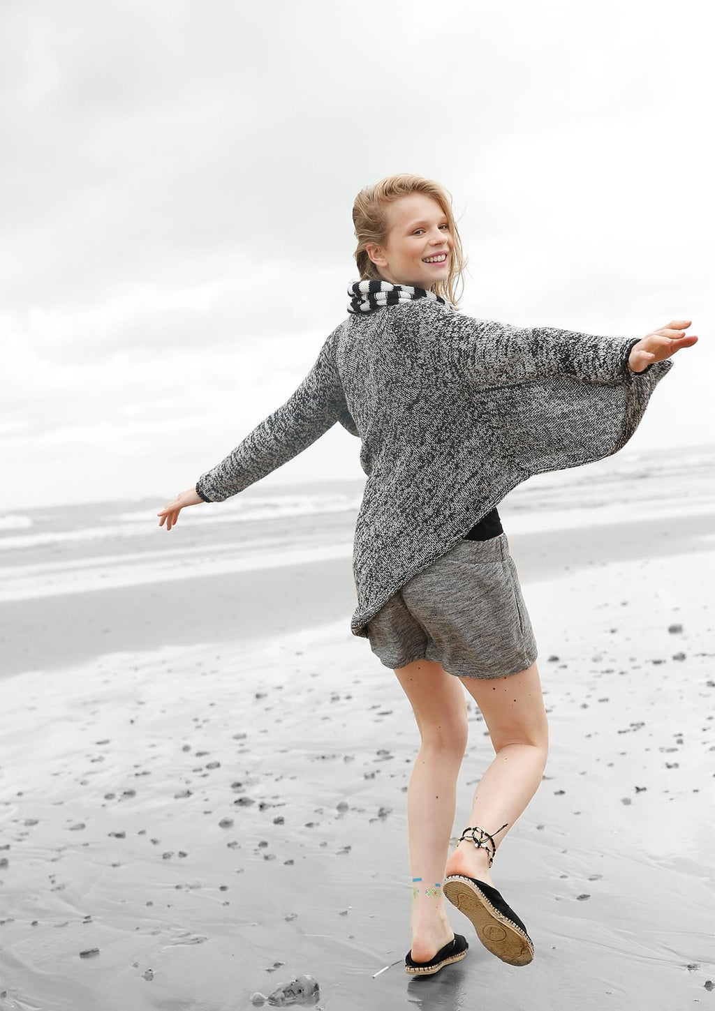 Poncho mit Ärmeln | rebecca-online.de