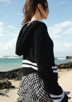 Strickanleitung - Kurzer, weiter Kapuzenpullover - Rebecca - Online.de