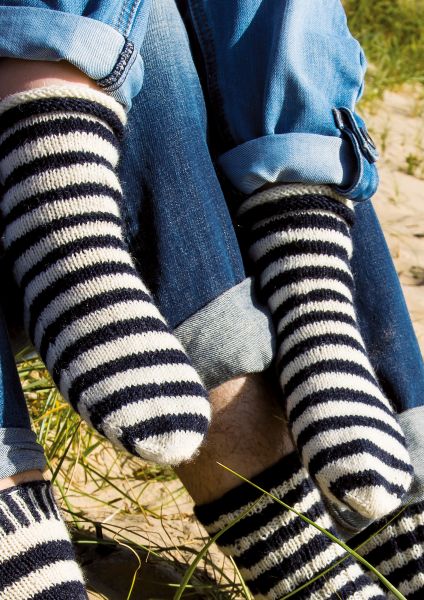 Anleitung Maritim-geringelte Socken für Kinder