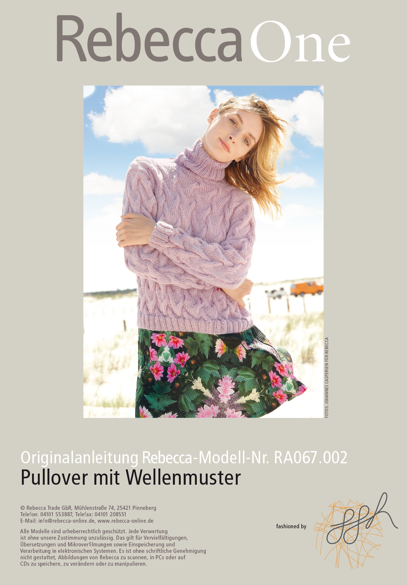 Gestrickter Pullover mit Lochmuster, Wellenmuster und Gestrickter Pullover mit Lochmuster, Wellenmuster und
