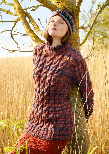 Melierter Pullover mit Zöpfen